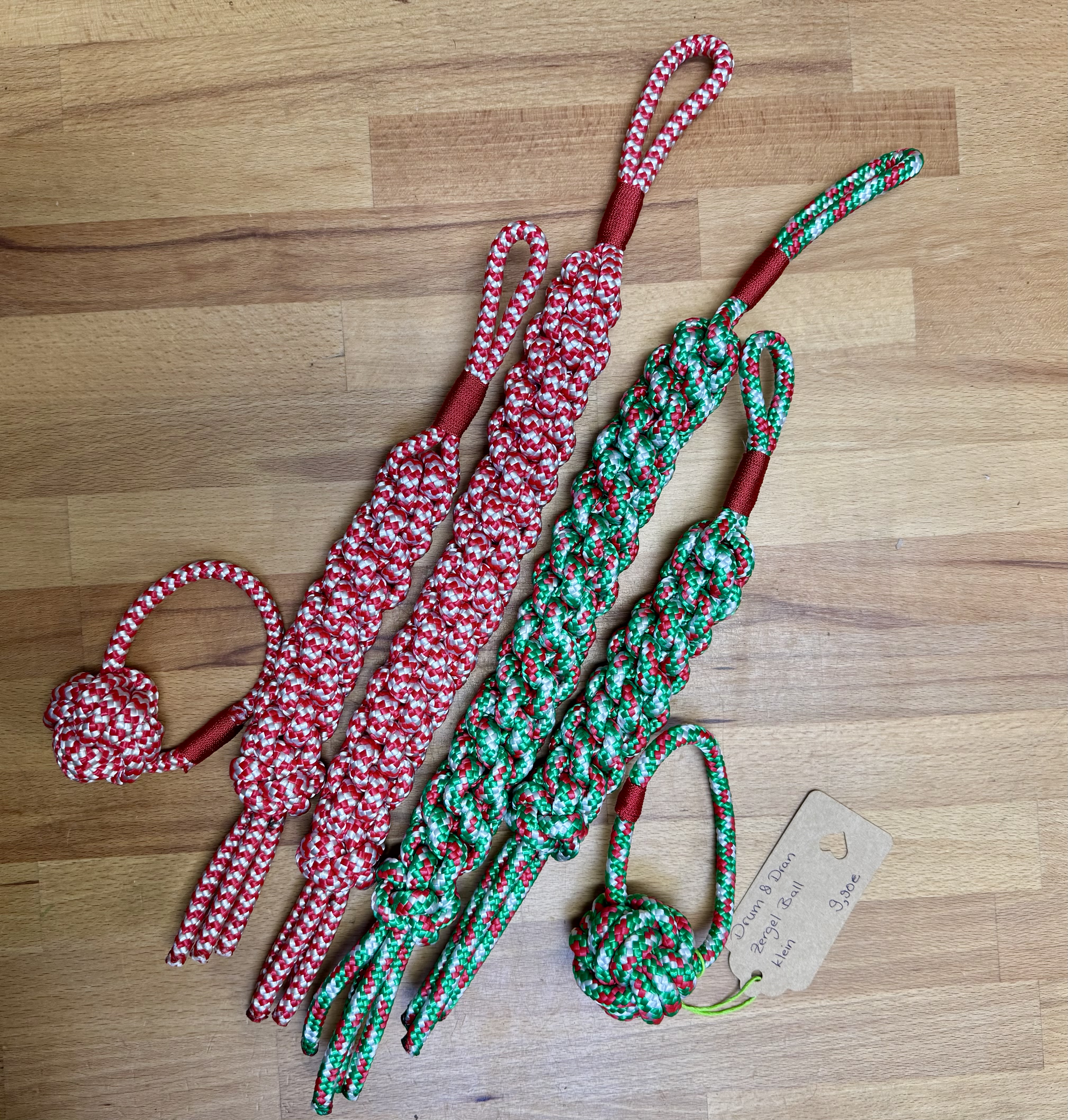 Handgemachter Weihnachts-Zergel für Hunde aus PPM Seil