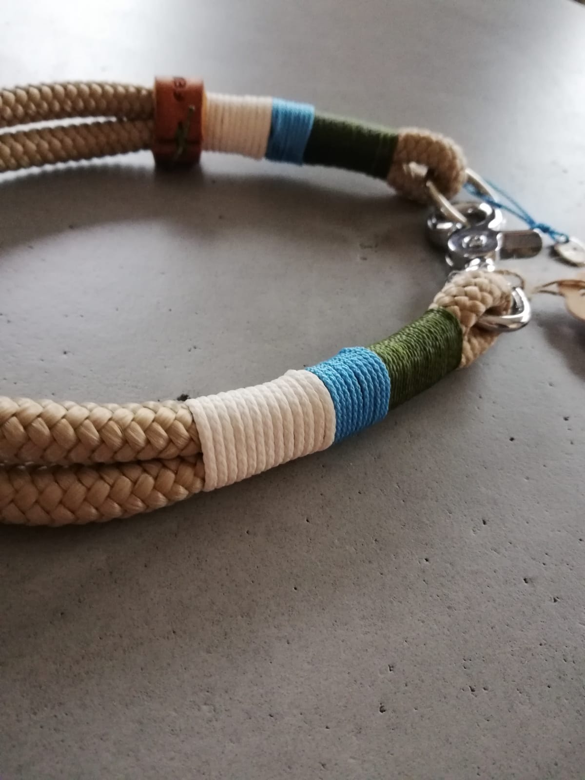 3-farbig getakeltes Tauhalsband beige-grün