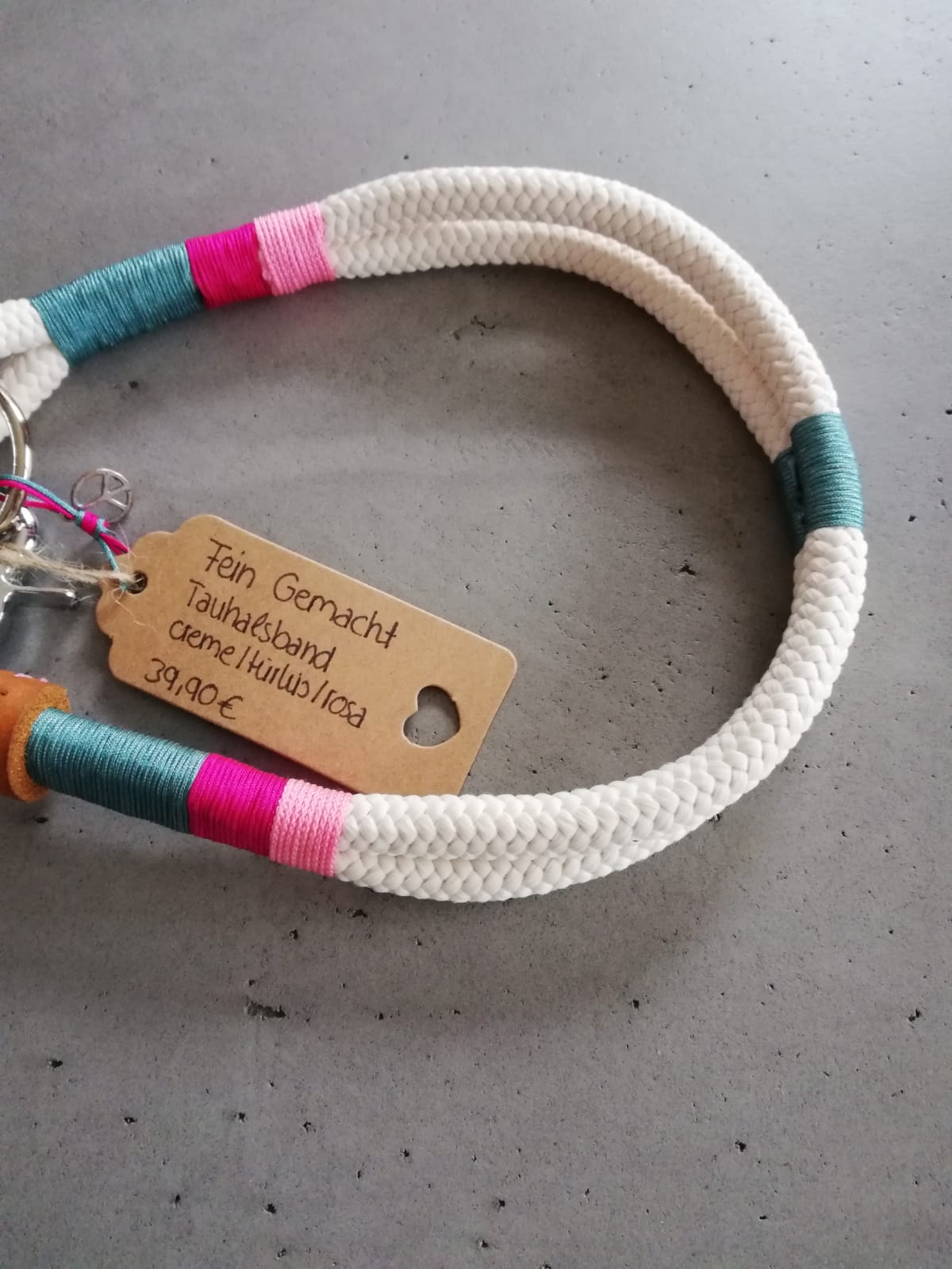3-farbig getakeltes Tauhalsband creme-türkis-rosa