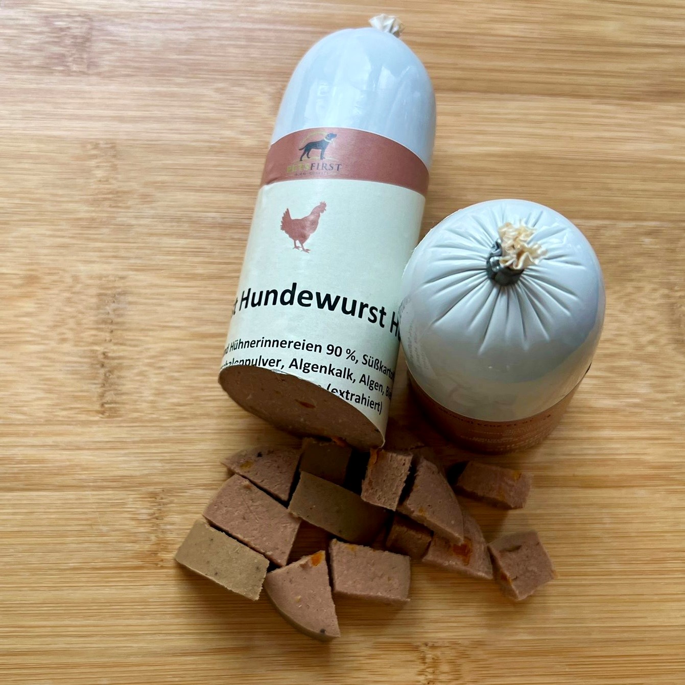 Petsfirst Hundewurst Huhn - Möhren - Monoprotein 90% Fleisch